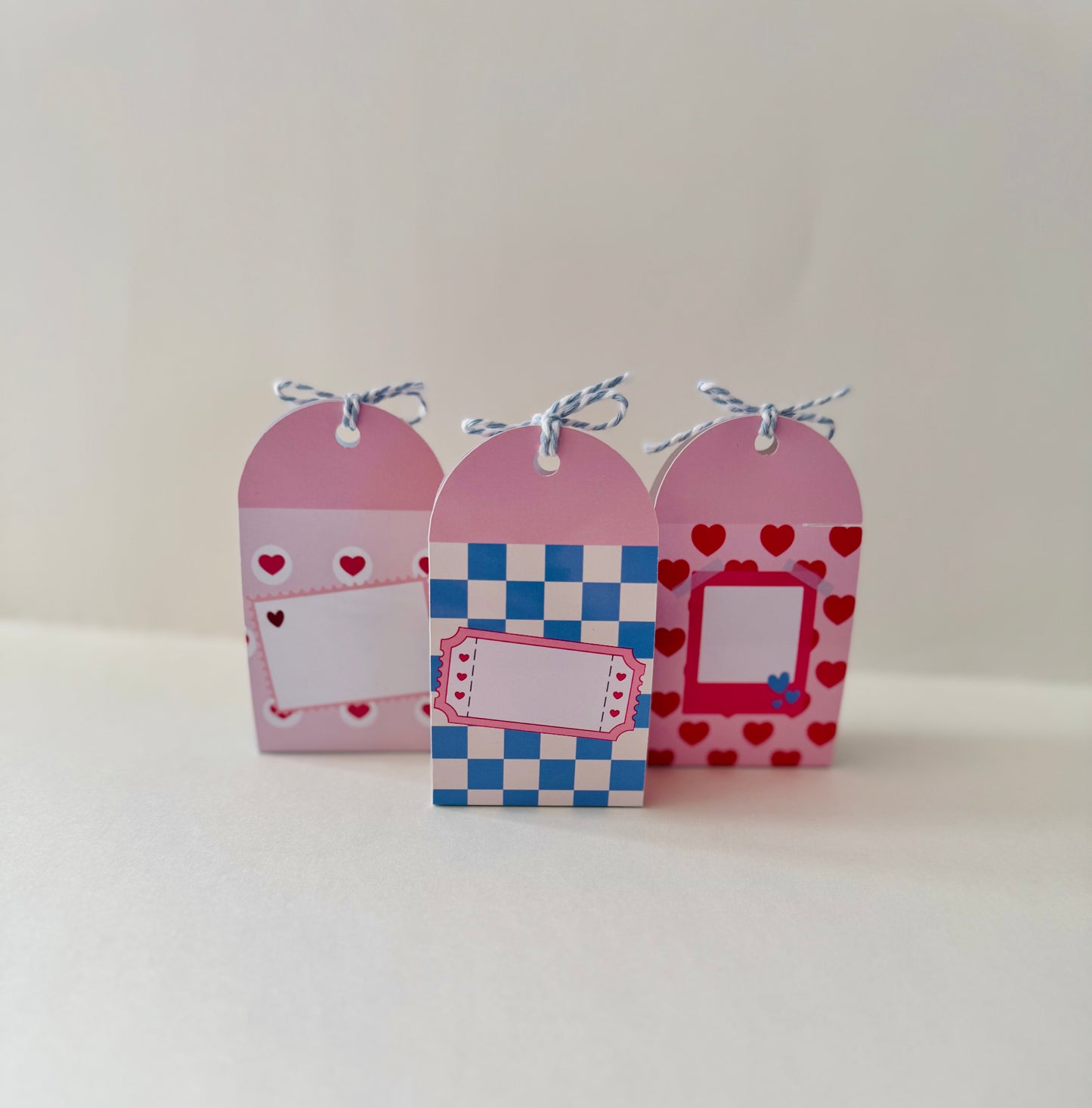 Valentine’s hand sanitizer holders (12 holders)